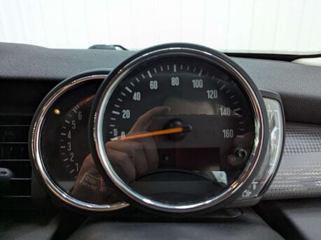 Mini Hatch 1.5 Cooper Classic 5dr 77