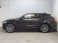 Jaguar F-Pace 2.0 F-PACE R-Sport AWD D Auto 4WD 5dr 17