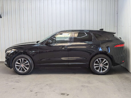 Jaguar F-Pace 2.0 F-PACE R-Sport AWD D Auto 4WD 5dr 17