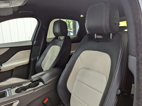 Jaguar F-Pace 2.0 F-PACE R-Sport AWD D Auto 4WD 5dr 58