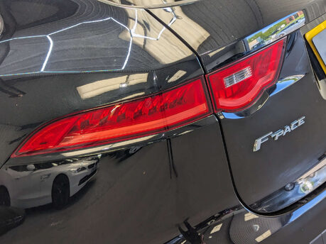 Jaguar F-Pace 2.0 F-PACE R-Sport AWD D Auto 4WD 5dr 44