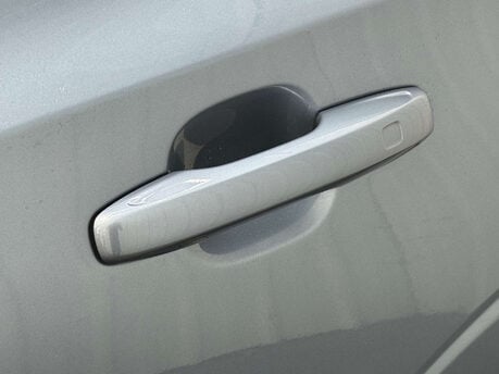 Volvo XC60 2.0 XC60 Inscription D5 PowerPulse AWD Auto 4WD 5dr 33