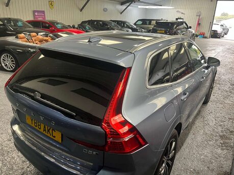 Volvo XC60 2.0 XC60 Inscription D5 PowerPulse AWD Auto 4WD 5dr 19