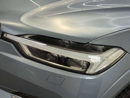 Volvo XC60 2.0 XC60 Inscription D5 PowerPulse AWD Auto 4WD 5dr 29