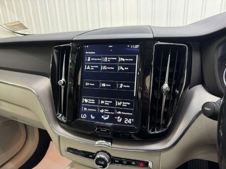 Volvo XC60 2.0 XC60 Inscription D5 PowerPulse AWD Auto 4WD 5dr 89