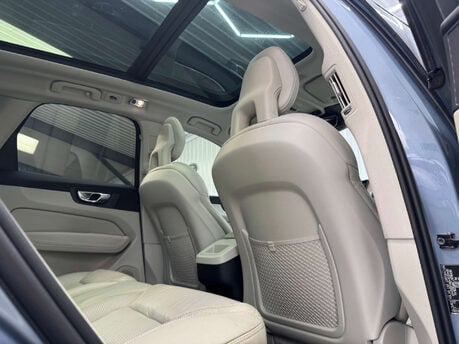 Volvo XC60 2.0 XC60 Inscription D5 PowerPulse AWD Auto 4WD 5dr 63