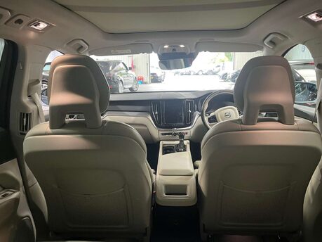 Volvo XC60 2.0 XC60 Inscription D5 PowerPulse AWD Auto 4WD 5dr 11