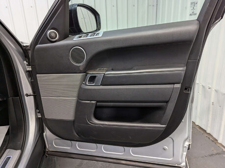 Land Rover Range Rover Sport 3.0 Range Rover Sport HSE Dynamic V6 SC Auto 4WD 5dr 52