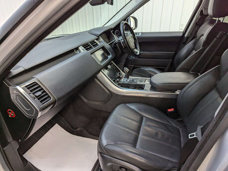 Land Rover Range Rover Sport 3.0 Range Rover Sport HSE Dynamic V6 SC Auto 4WD 5dr 53
