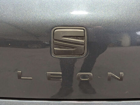 SEAT Leon 2.0 Leon FR Sport TSi Semi-Auto 5dr 31