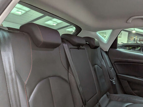 SEAT Leon 2.0 Leon FR Sport TSi Semi-Auto 5dr 55