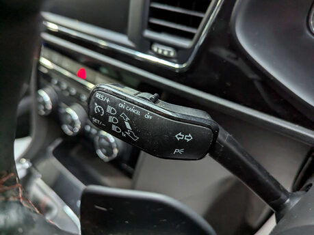 SEAT Leon 2.0 Leon FR Sport TSi Semi-Auto 5dr 65