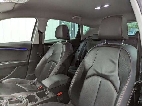 SEAT Leon 2.0 Leon FR Sport TSi Semi-Auto 5dr 50