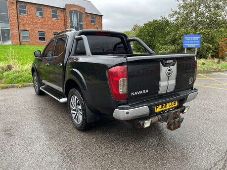 Nissan Navara 2.3 Navara Tekna dCi 4WD 5dr 11