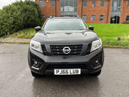 Nissan Navara 2.3 Navara Tekna dCi 4WD 5dr 5