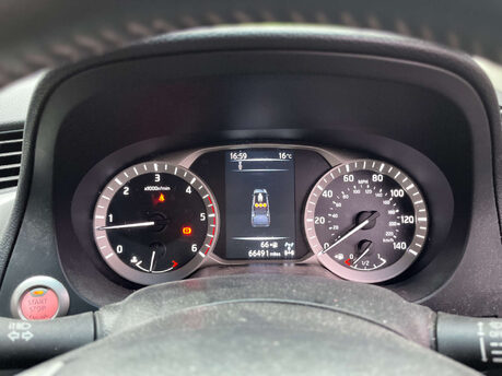 Nissan Navara 2.3 Navara Tekna dCi 4WD 5dr 23
