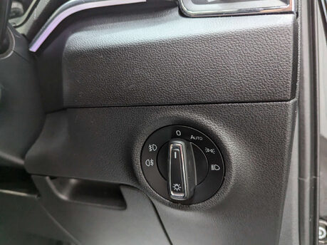 Skoda Karoq 2.0 Karoq Edition TDI SCR 4x4 Semi-Auto 4WD 5dr 78