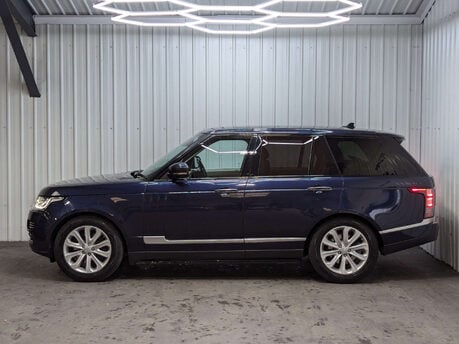 Land Rover Range Rover 3.0 Range Rover Vogue SE TDV6 Auto 4WD 5dr 17