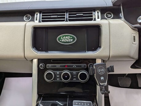 Land Rover Range Rover 3.0 Range Rover Vogue SE TDV6 Auto 4WD 5dr 84