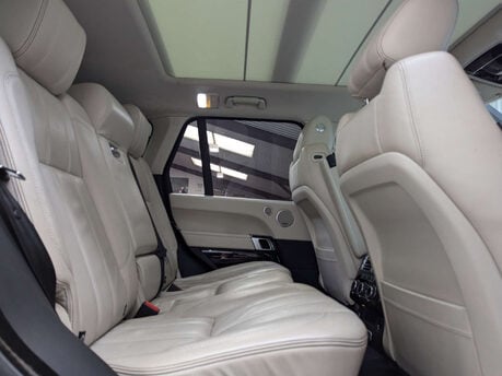 Land Rover Range Rover 3.0 Range Rover Vogue SE TDV6 Auto 4WD 5dr 66