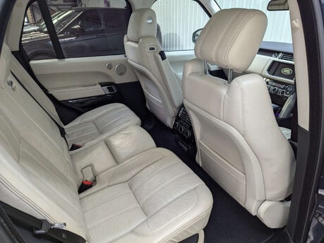 Land Rover Range Rover 3.0 Range Rover Vogue SE TDV6 Auto 4WD 5dr 62