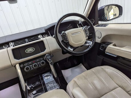 Land Rover Range Rover 3.0 Range Rover Vogue SE TDV6 Auto 4WD 5dr 50