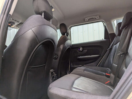 Mini Clubman 2.0 Clubman Cooper D 6dr 68