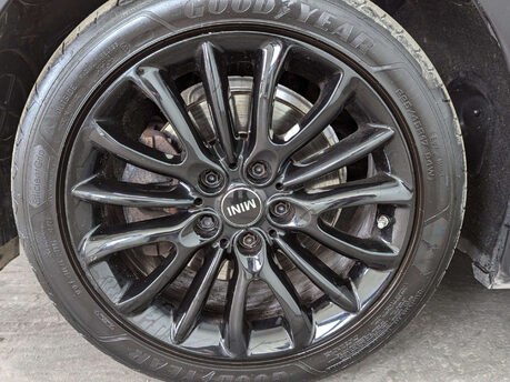 Mini Clubman 2.0 Clubman Cooper D 6dr 31