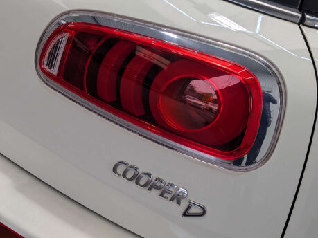 Mini Clubman 2.0 Clubman Cooper D 6dr 44