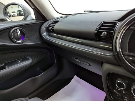 Mini Clubman 2.0 Clubman Cooper D 6dr 86