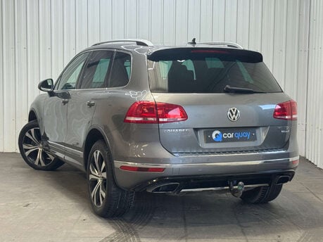 Volkswagen Touareg 3.0 Touareg V6 R-Line TDI BlueMotion Technology Auto 4WD 5dr