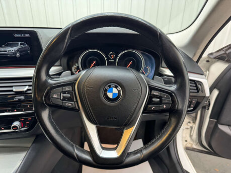 BMW 5 Series 3.0 530D SE Auto 4dr 75