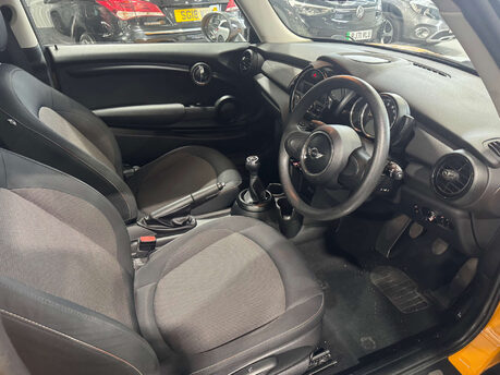 Mini Hatch 1.5 Cooper 3dr 13