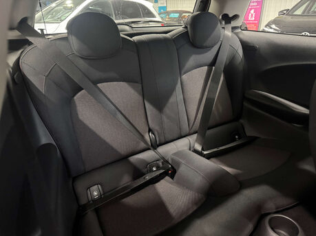 Mini Hatch 1.5 Cooper 3dr 16