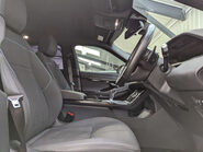 Land Rover Range Rover Evoque 2.0 Range Rover Evoque R-Dynamic D Auto 4WD 5dr 52