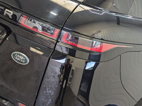 Land Rover Range Rover Evoque 2.0 Range Rover Evoque R-Dynamic D Auto 4WD 5dr 42