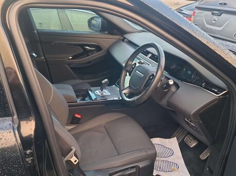 Land Rover Range Rover Evoque 2.0 Range Rover Evoque R-Dynamic D Auto 4WD 5dr 9