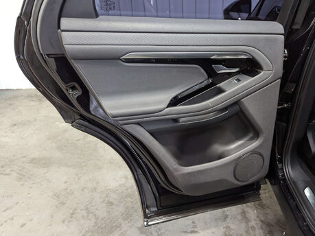 Land Rover Range Rover Evoque 2.0 Range Rover Evoque R-Dynamic D Auto 4WD 5dr 70