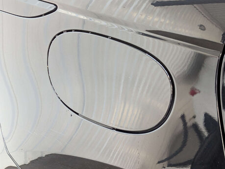 Land Rover Range Rover Evoque 2.0 Range Rover Evoque R-Dynamic D Auto 4WD 5dr 32