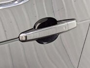 Land Rover Discovery 2.0 Discovery HSE SD4 Auto 4WD 5dr 31