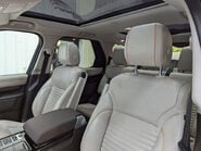 Land Rover Discovery 2.0 Discovery HSE SD4 Auto 4WD 5dr 56