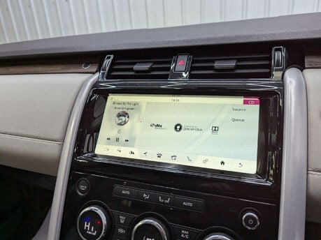 Land Rover Discovery 2.0 Discovery HSE SD4 Auto 4WD 5dr 92