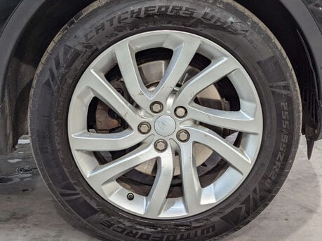 Land Rover Discovery 2.0 Discovery HSE SD4 Auto 4WD 5dr 30