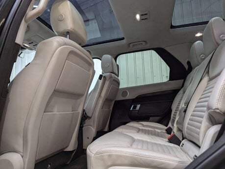 Land Rover Discovery 2.0 Discovery HSE SD4 Auto 4WD 5dr 66