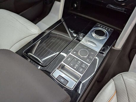 Land Rover Discovery 2.0 Discovery HSE SD4 Auto 4WD 5dr 94