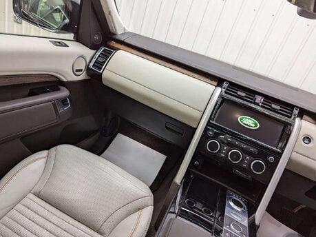 Land Rover Discovery 2.0 Discovery HSE SD4 Auto 4WD 5dr 46