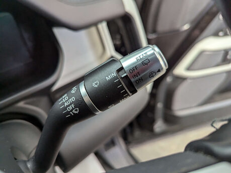 Land Rover Defender 2.0 Defender X-Dynamic HSE PHEV Auto 4WD 5dr 77