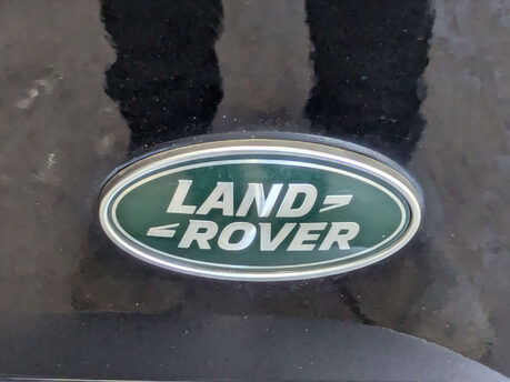 Land Rover Defender 2.0 Defender X-Dynamic HSE PHEV Auto 4WD 5dr 37