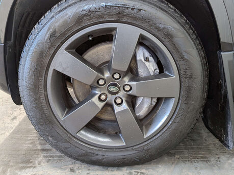 Land Rover Defender 2.0 Defender X-Dynamic HSE PHEV Auto 4WD 5dr 30