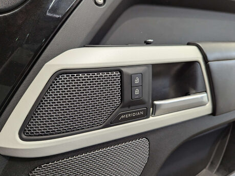 Land Rover Defender 2.0 Defender X-Dynamic HSE PHEV Auto 4WD 5dr 78